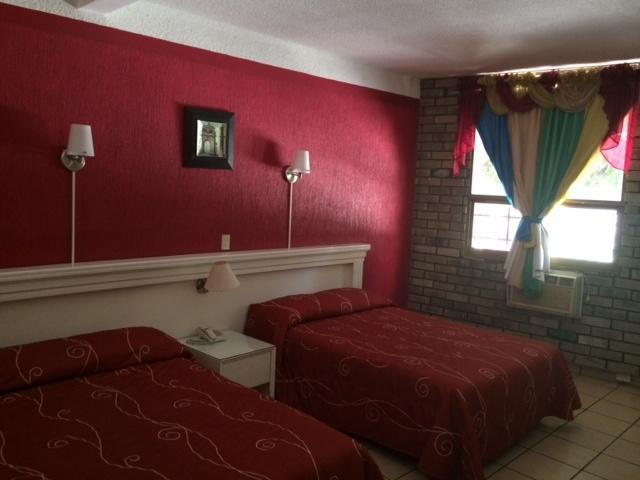Hotel Raldos Inn Salamanca Ruang foto